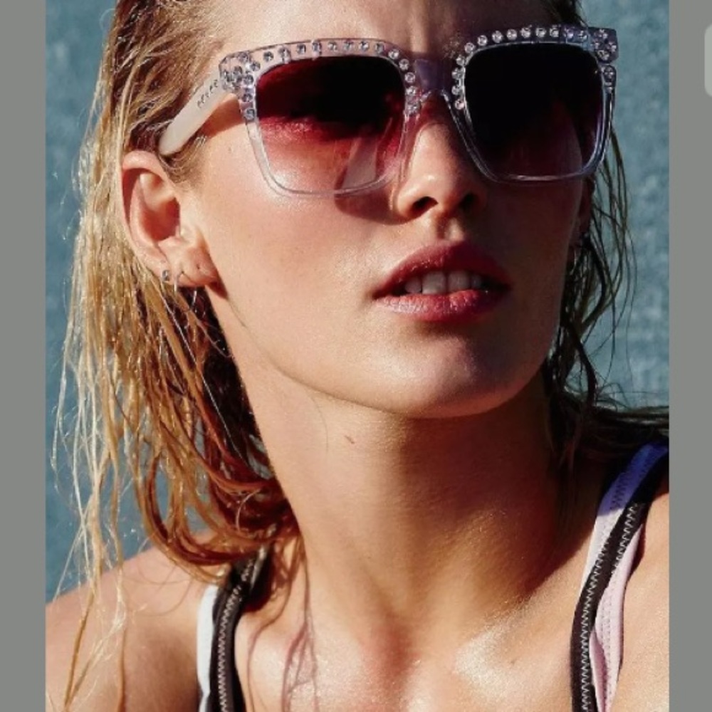 Free People Razzle & Dazzle Crystal Sunglasses 💖